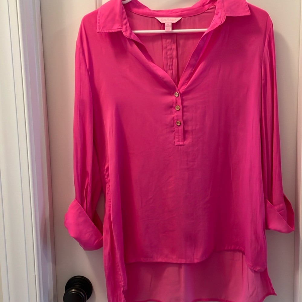 Lilly Pulitzer. Pink. Silk top. M